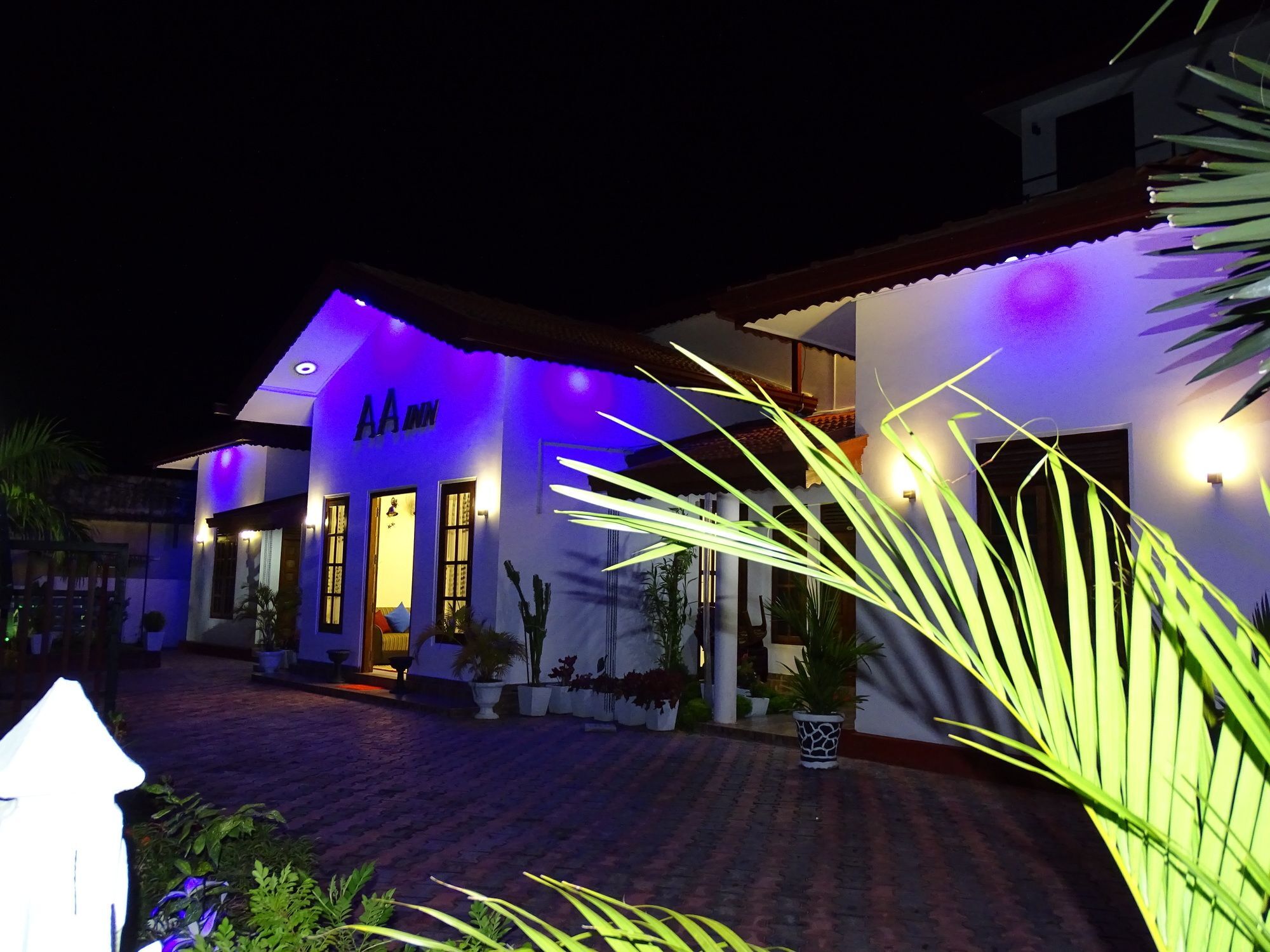Aa Inn ตรินโคมาลี ภายนอก รูปภาพ